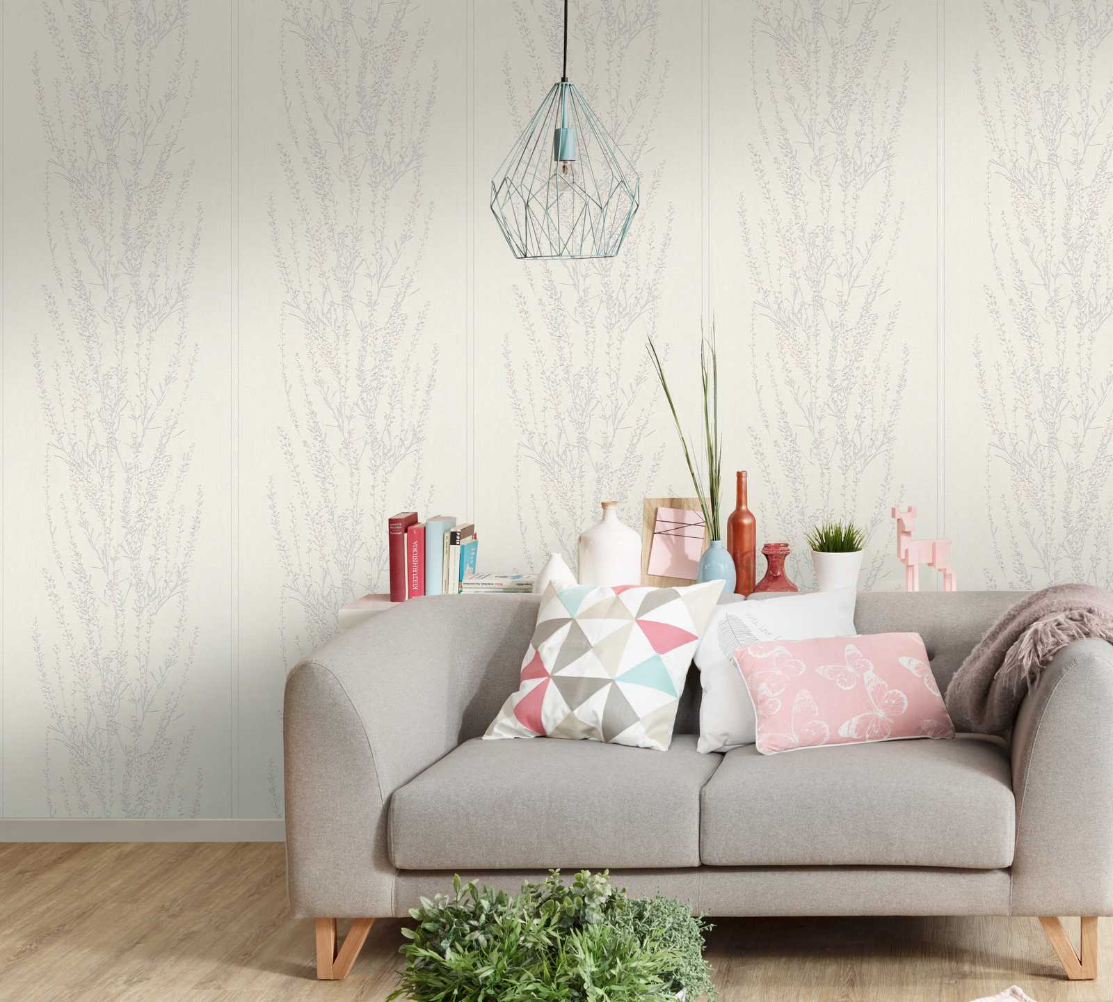             Wallpaper leaf pattern textured, 3D effect - grey, metallic, pink
        