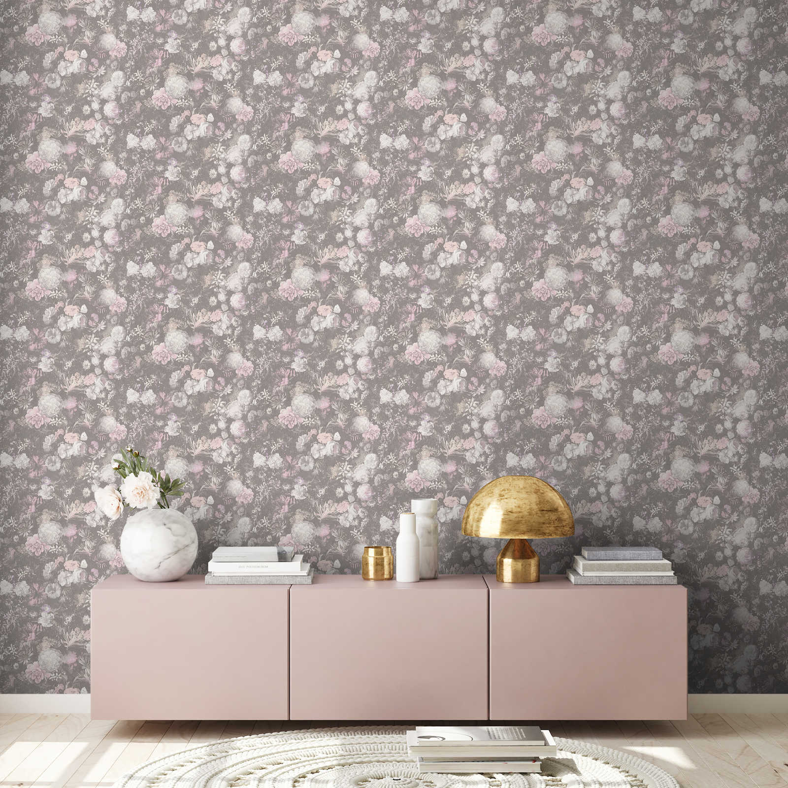             Papier peint fleuri rose et gris au design vintage
        