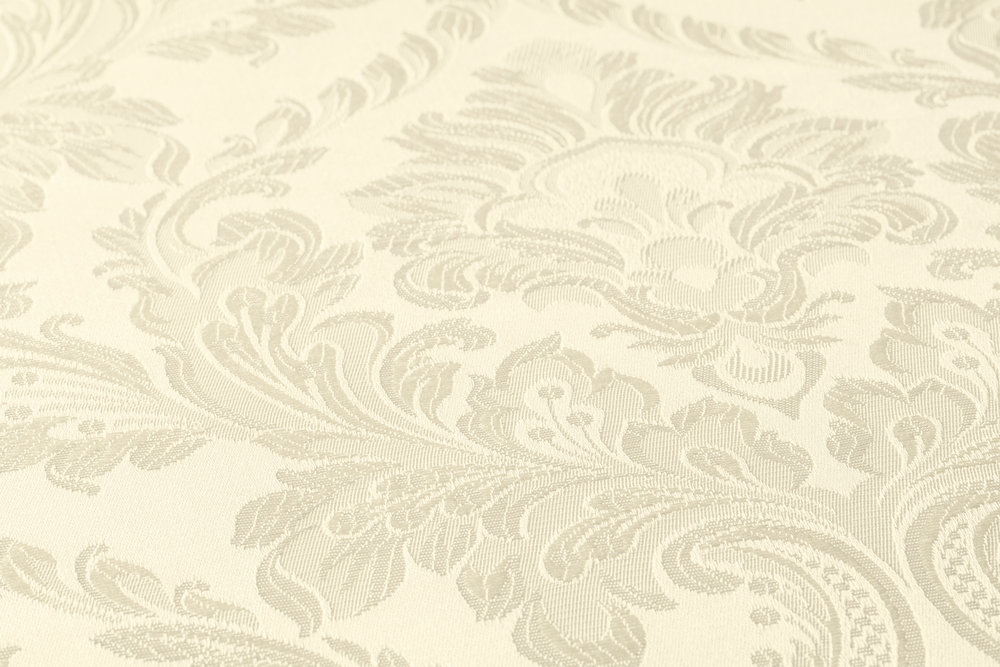             Opulent baroque wallpaper with floral ornaments - beige
        