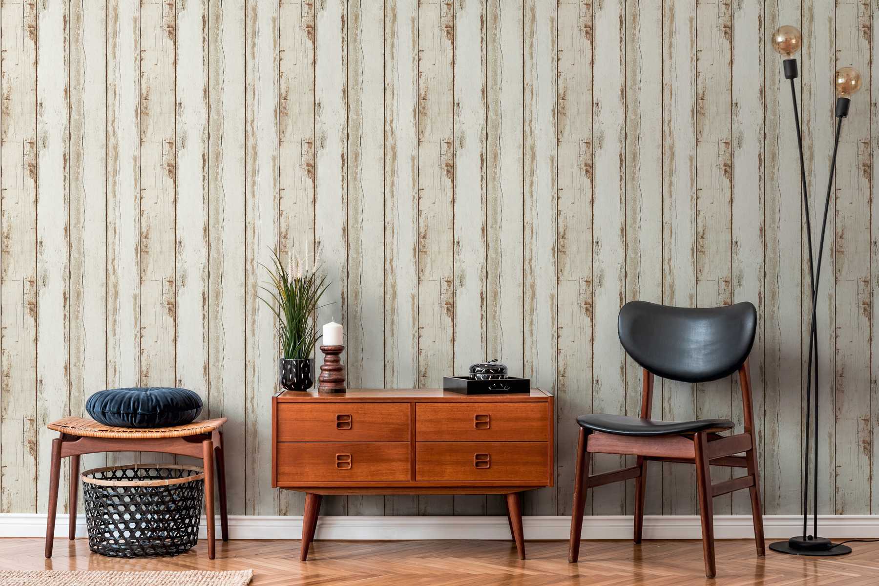             Vintage wood wallpaper, used look, rustic country style - cream, brown
        