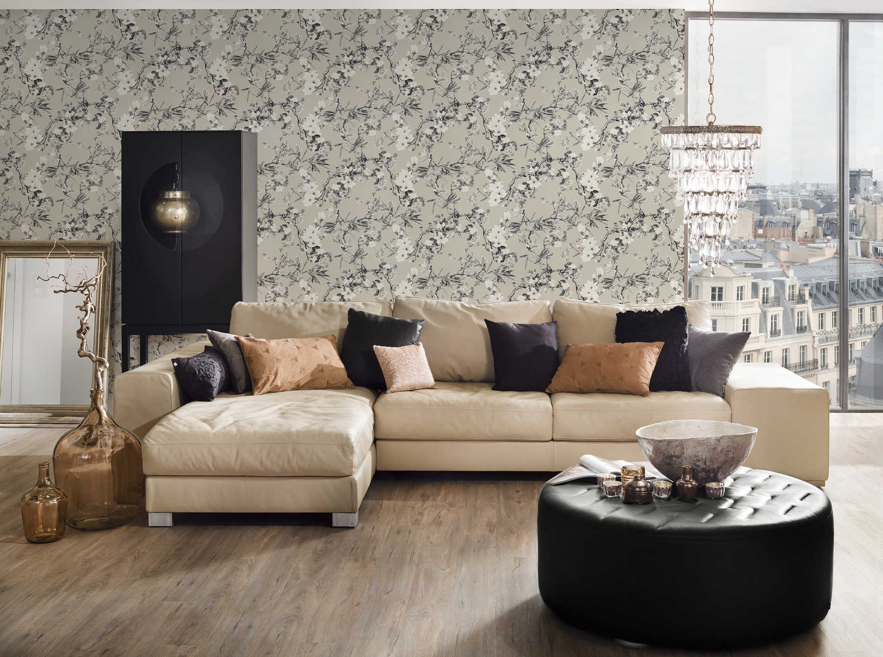             MICHALSKY floral wallpaper in neutral colours - beige, grey
        
