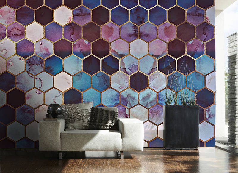             Watercolour marble mural with golden honeycomb pattern
        