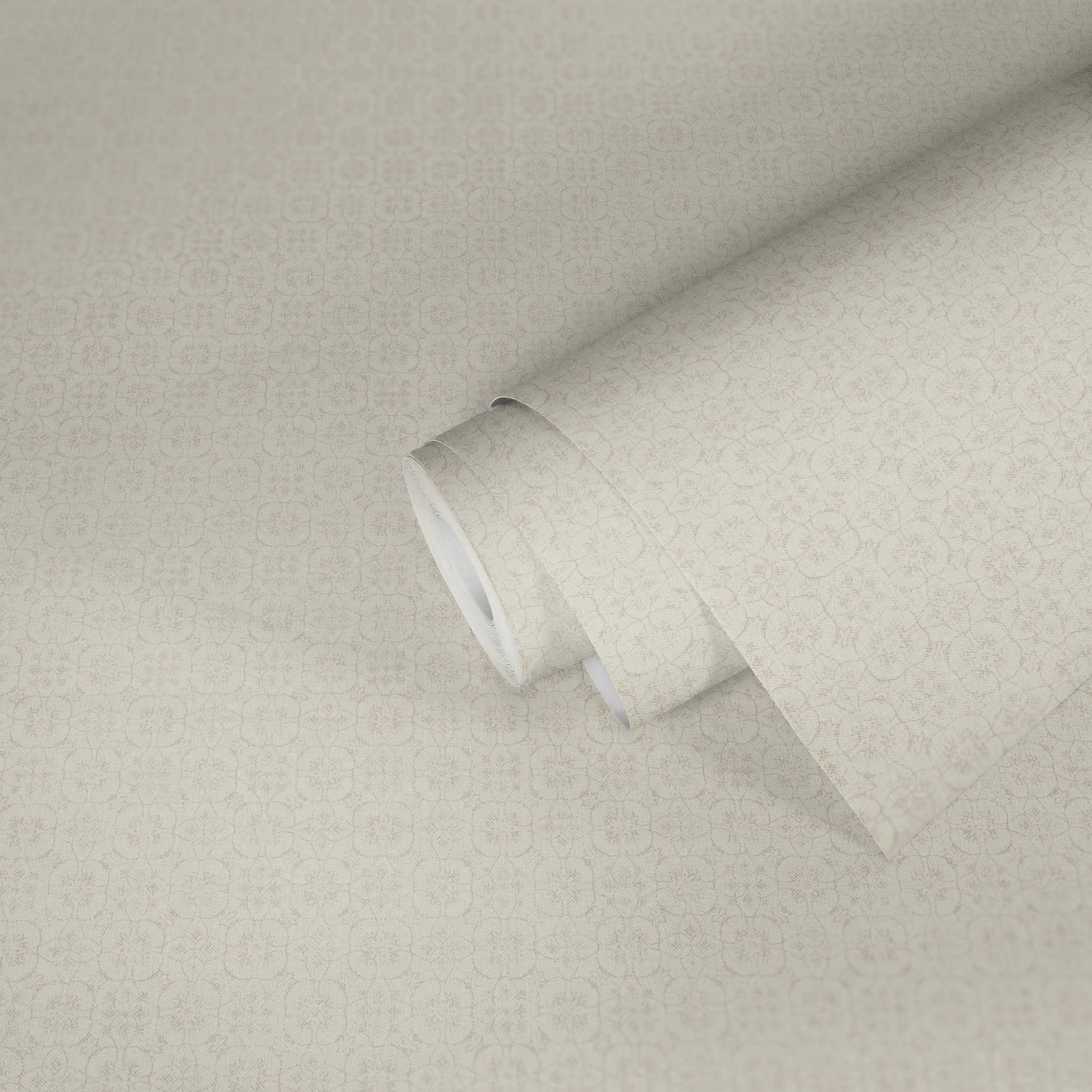             Linen look wallpaper with filigree pattern in Scandi style - cream
        
