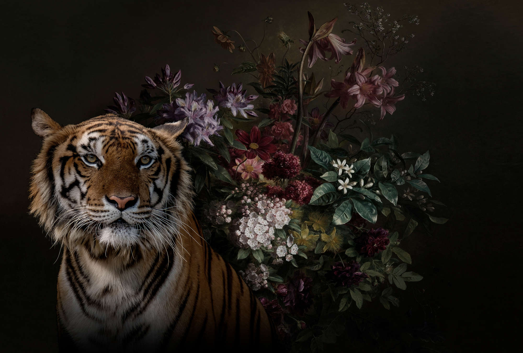             Fotomurali Ritratto di tigre con fiori - Walls by Patel
        
