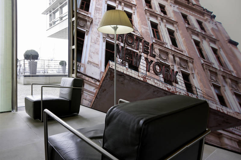             Hôtel - Papier peint panoramique New York motif rétro
        