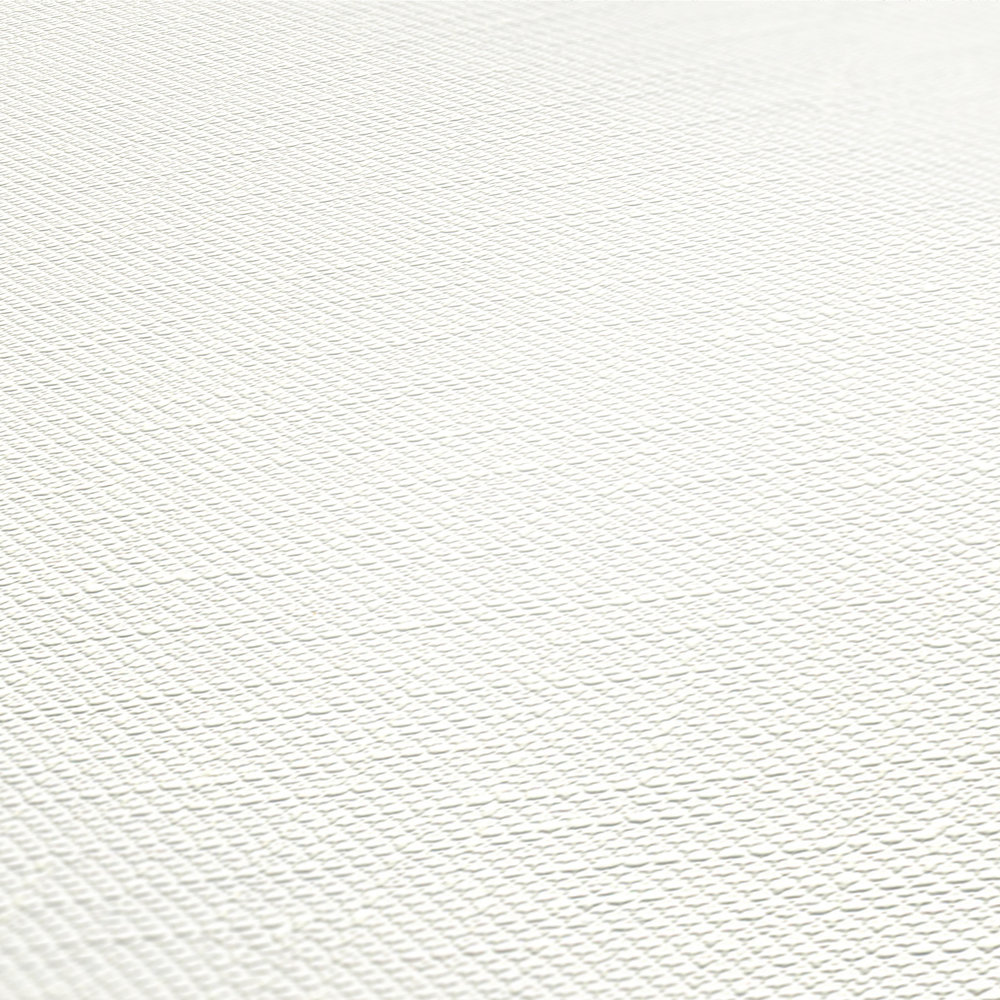             Papel pintado blanco con diseño texturizado de aspecto textil
        