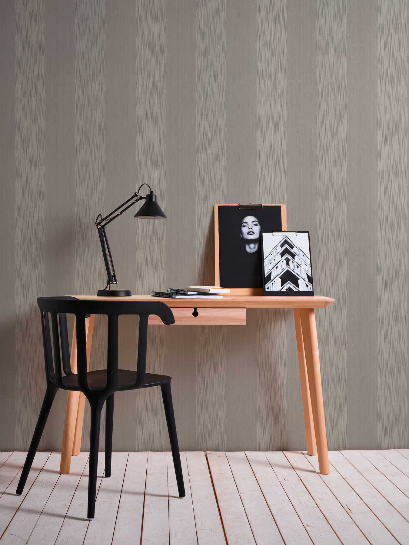             Melange stripes wallpaper with texture effect - grey
        