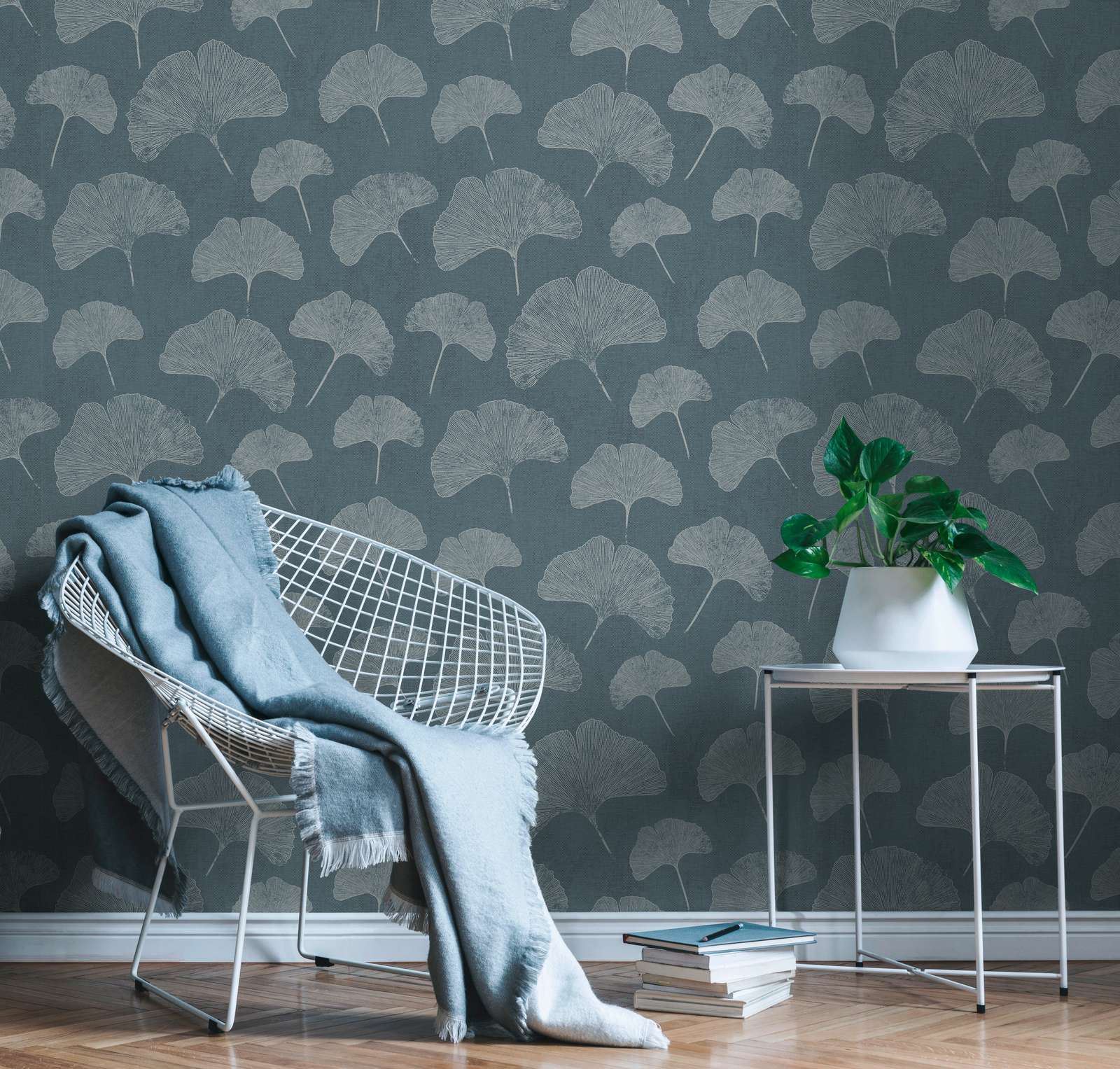             Floral wallpaper with leaves matt textured - blue, white, silver
        