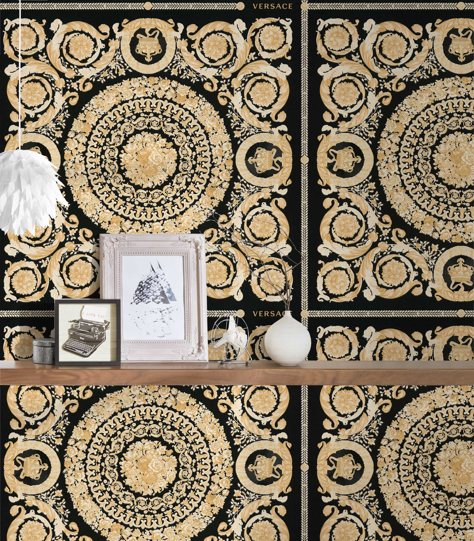             Luxury VERSACE Home wallpaper crowns & roses - black, gold, cream
        