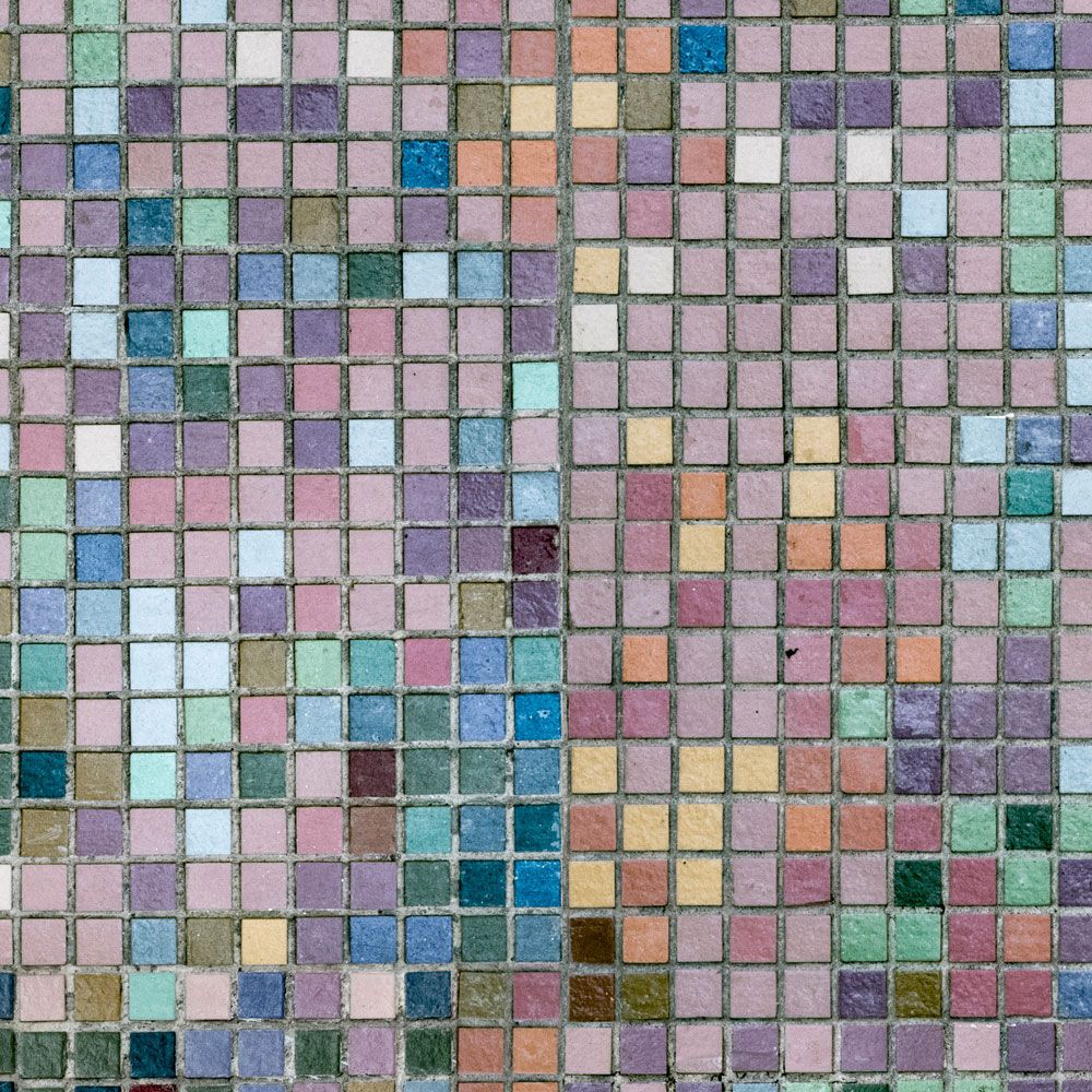             Photo wallpaper »grand central« - Mosaic pattern in bright colours - Matt, smooth non-woven fabric
        
