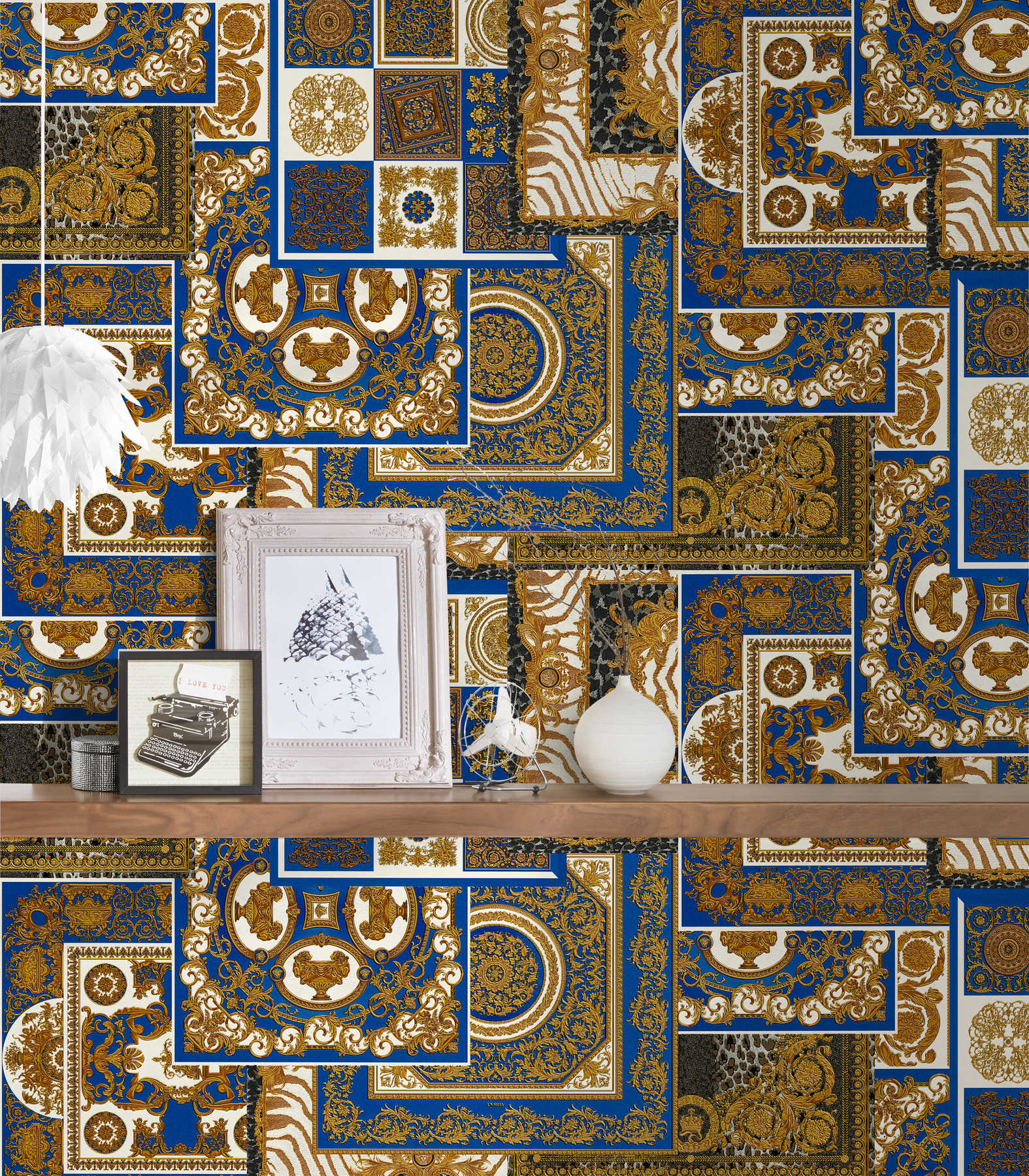             VERSACE Home wallpaper baroque details & animal print - gold, blue, white
        
