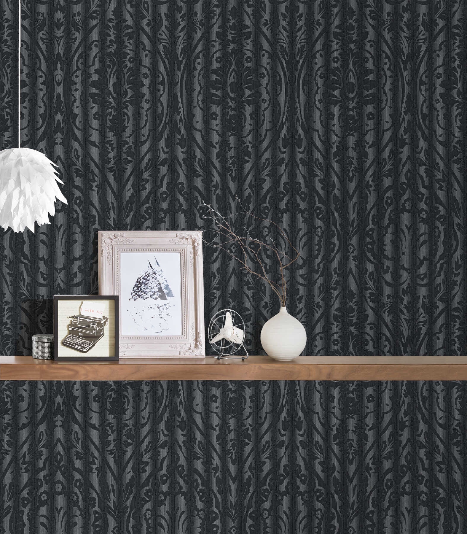             Floral ornament wallpaper in colonial style - grey, black
        