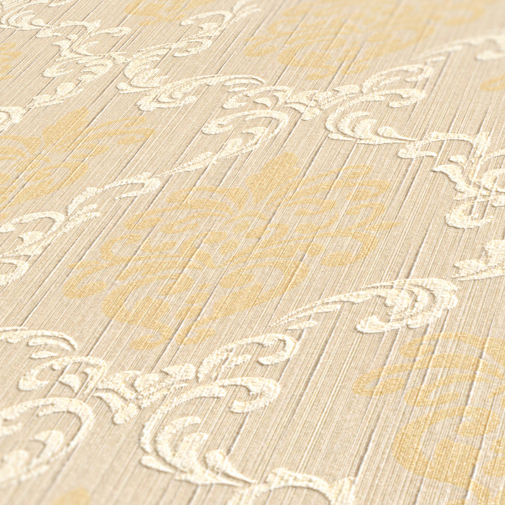             Papier peint avec motif ornemental de style colonial - beige
        