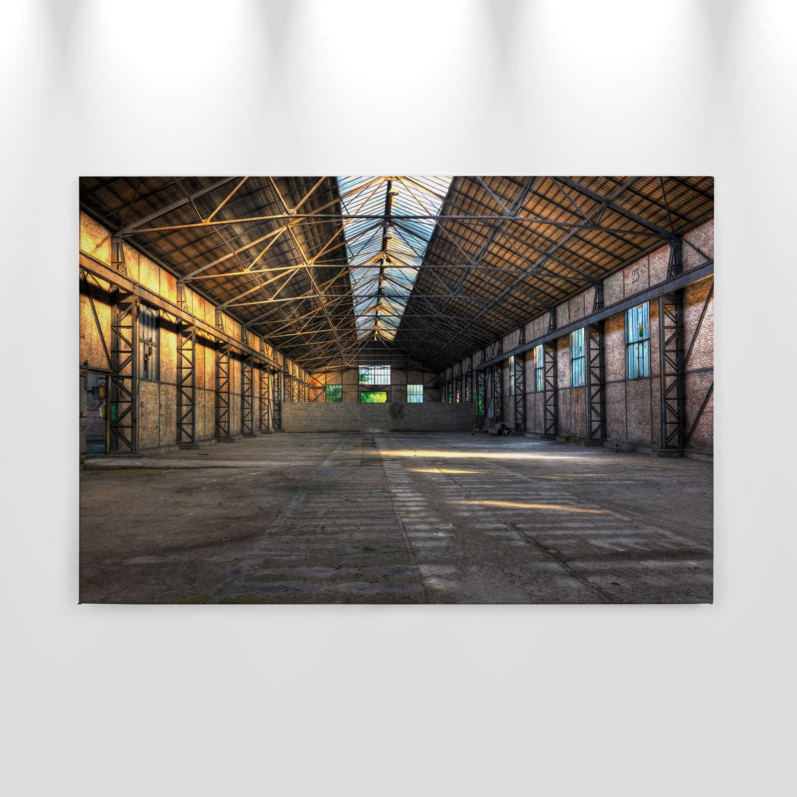            Canvas met verlaten industriële hal met 3D-effect - 0,90 m x 0,60 m
        