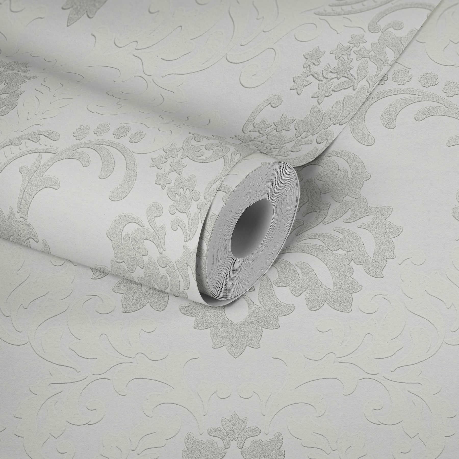             Baroque wallpaper with glitter effect - white
        