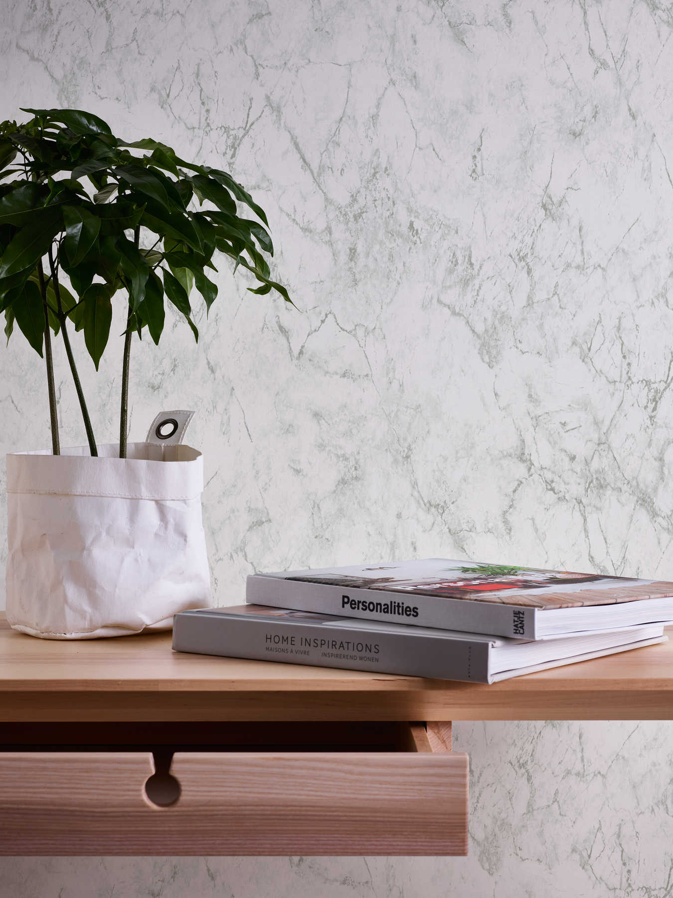             Non-woven wallpaper with fine marble look - white, green-grey
        