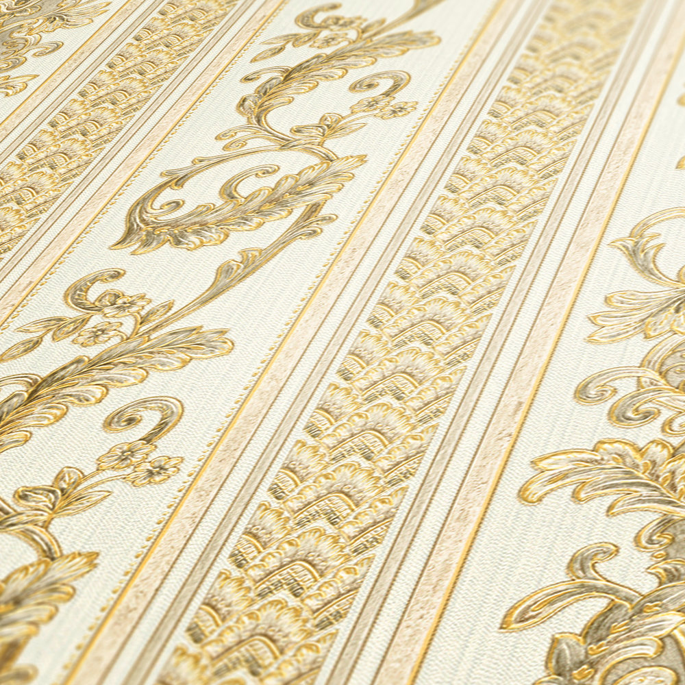             Papel pintado barroco a rayas con motivos ornamentales - crema, oro
        