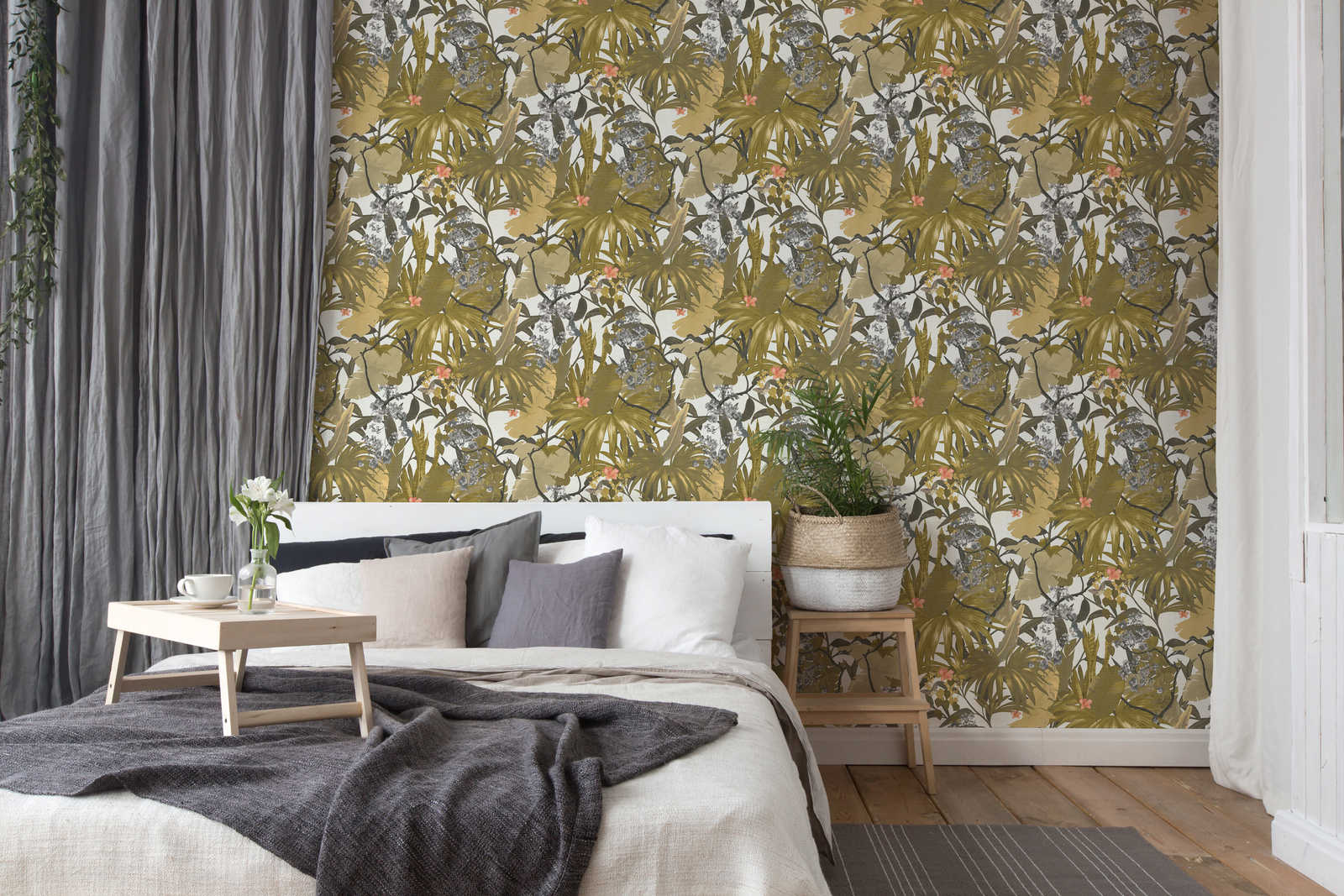             Wallpaper jungle design with leaf pattern - yellow, grey
        