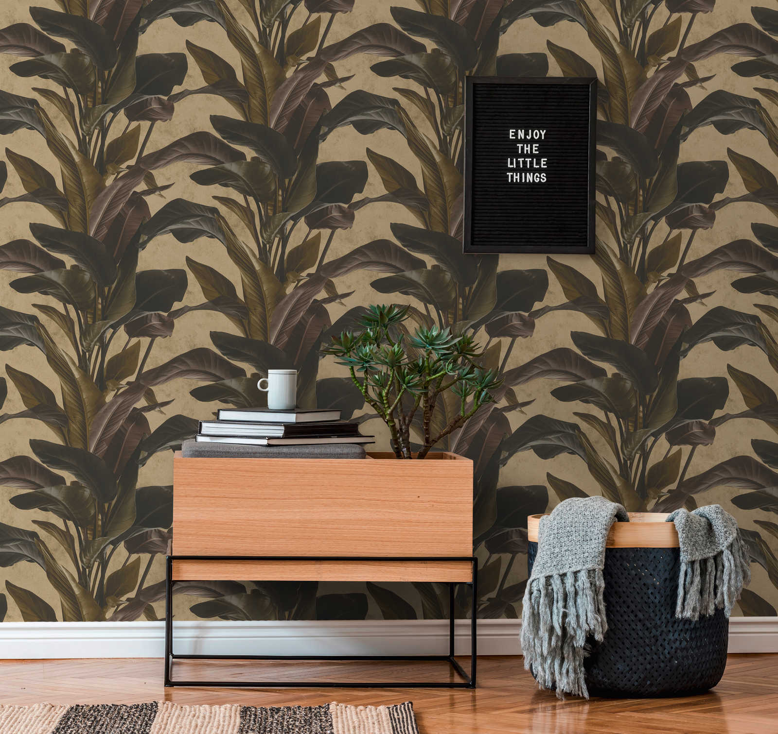             Wallpaper with natural design & metallic luster - brown, metallic, black
        
