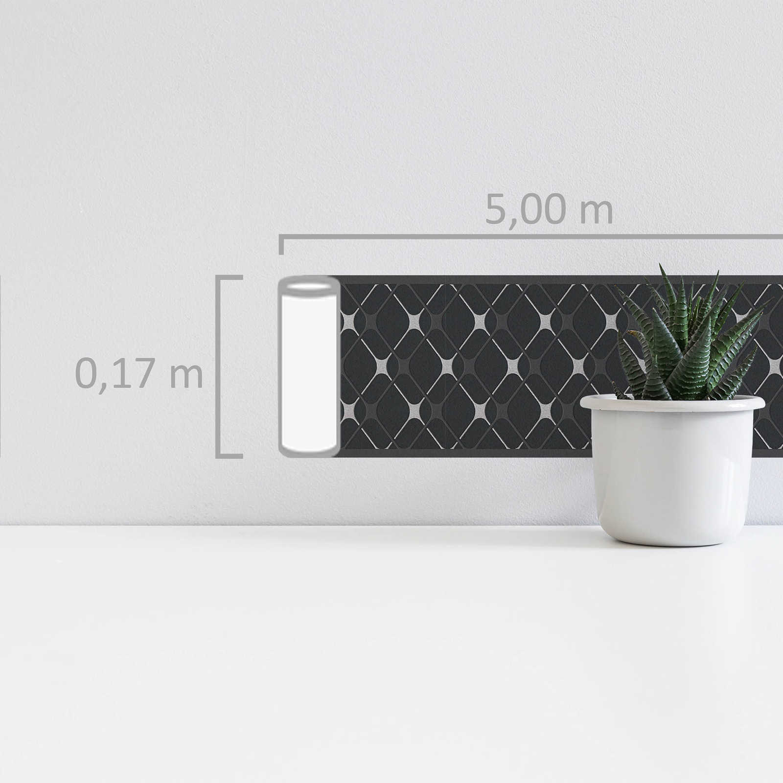             Self-adhesive wallpaper border with diamond pattern - black, white
        