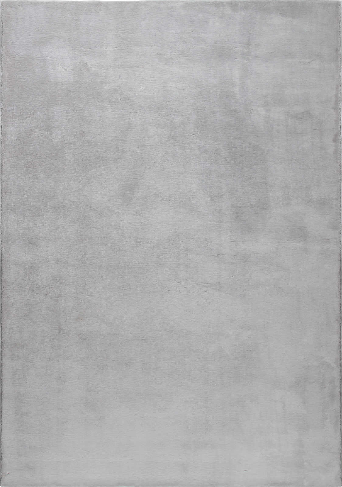             Knus hoogpolig tapijt in zachtgrijs - 110 x 60 cm
        