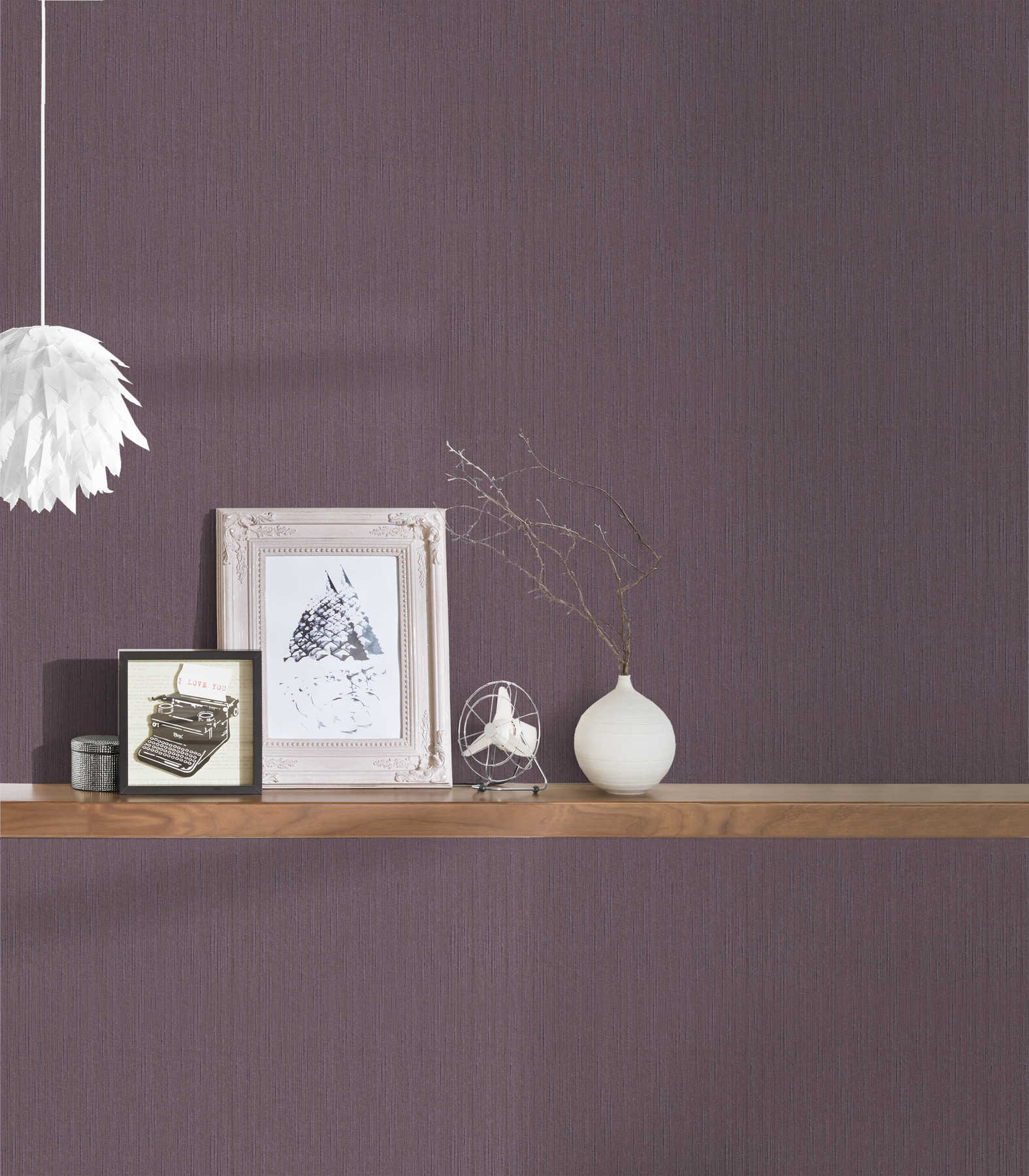             Behang donker mauve met natuurlijke structuur - paars, violet
        
