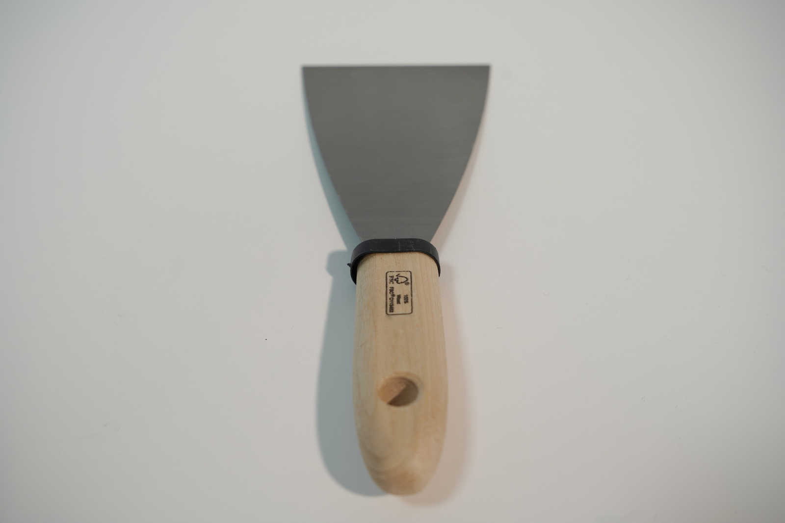            Spatola da pittore 80 mm con lama flessibile in acciaio e manico in legno
        