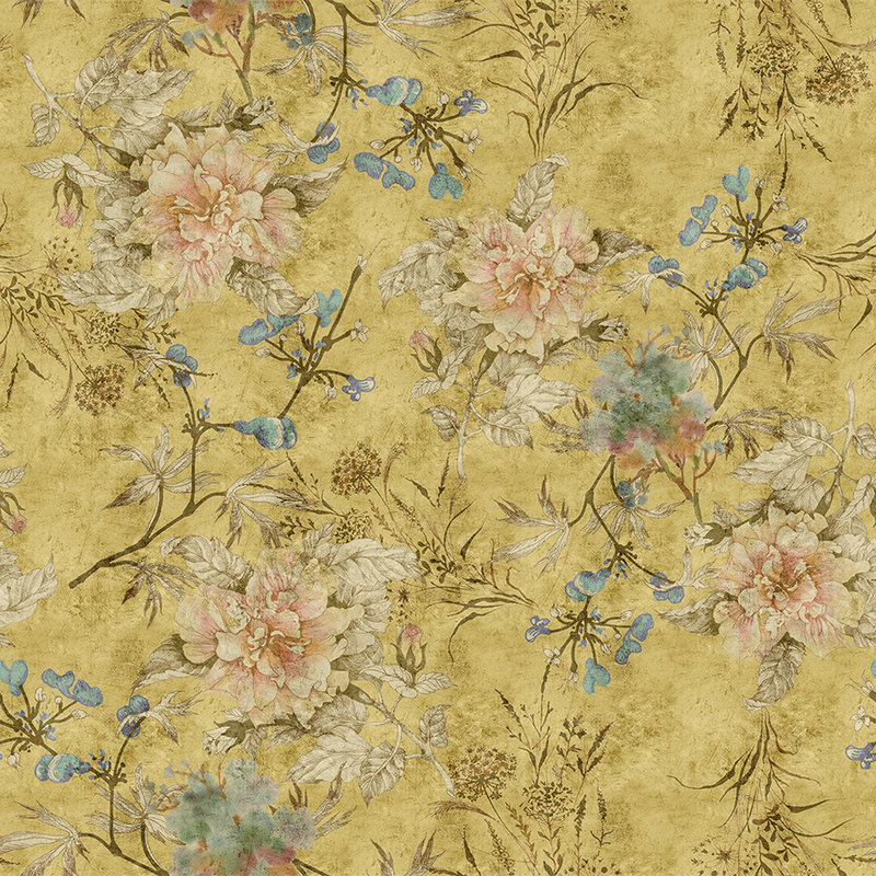 Tenderblossom 2 - Carta da parati floreale dall'aspetto vintage - Texture a graffi - Giallo | Panno liscio perlato
