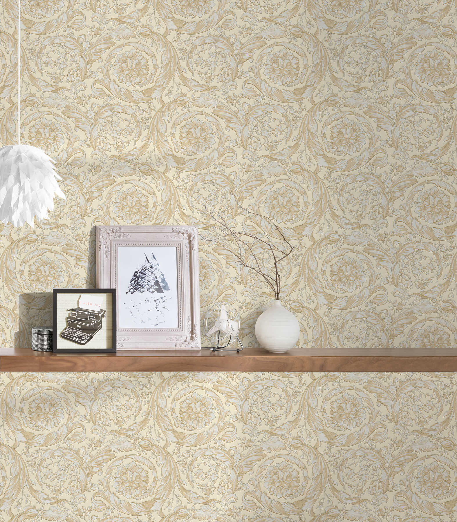             Opulent non-woven wallpaper with metallic ornaments - beige
        