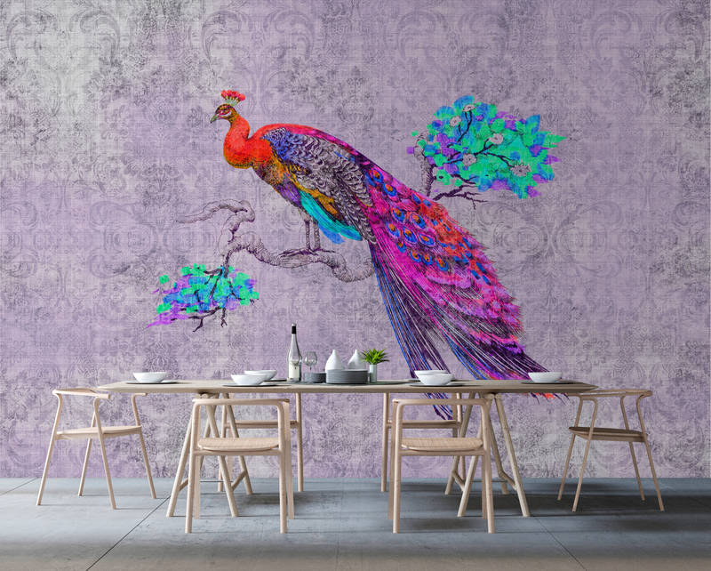             Peacock 3 - Carta da parati colorata con pavone - Natura qualita consistenza in lino naturale - Materiali non tessuto liscio blu, rosa e perla
        