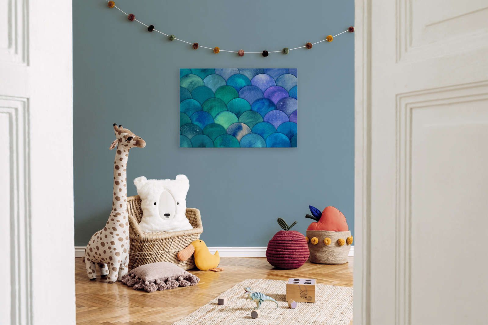             Canvas with fish scale pattern - 90 cm x 60 cm
        