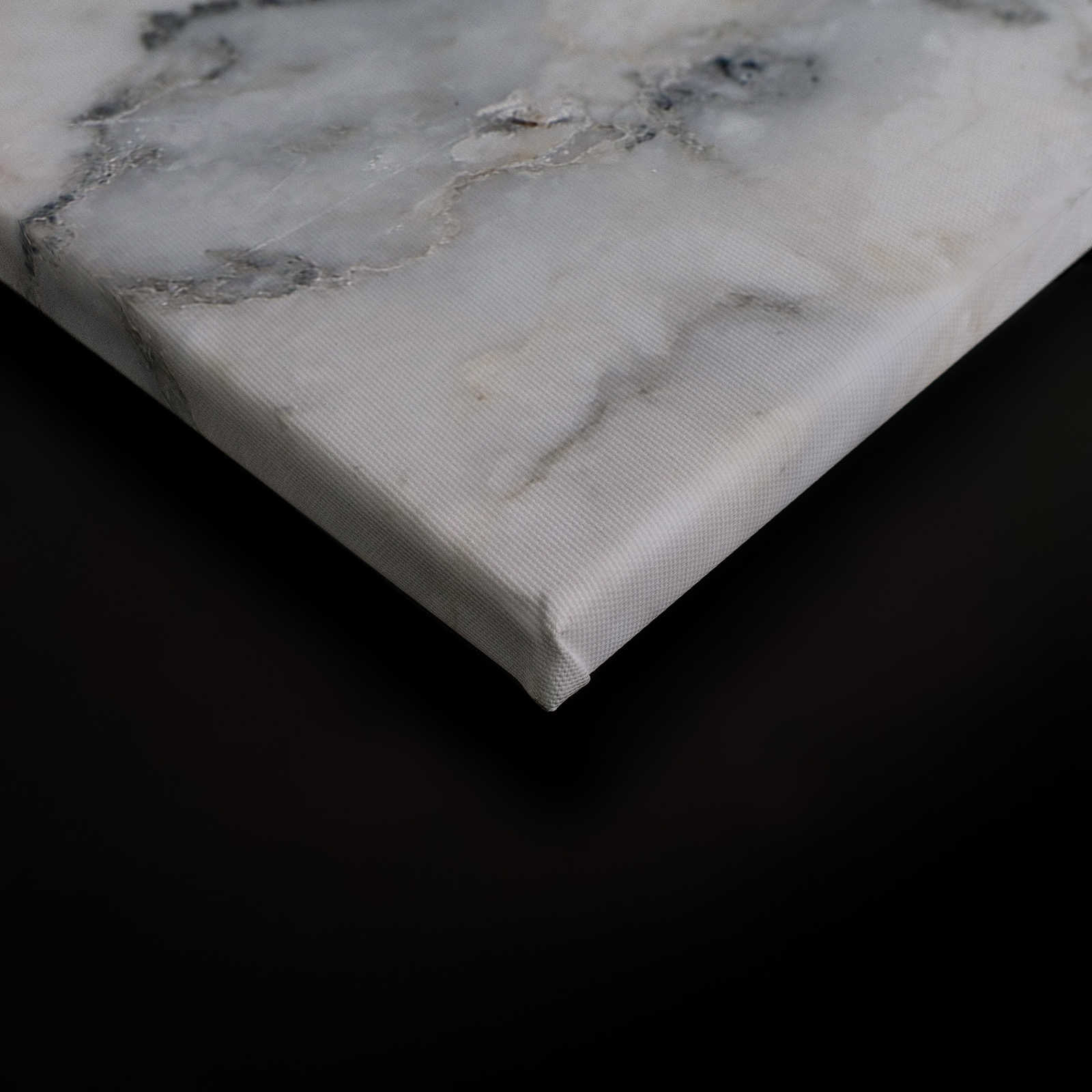             Pittura su tela realistica e marmo di grandi dimensioni - 0,90 m x 0,60 m
        