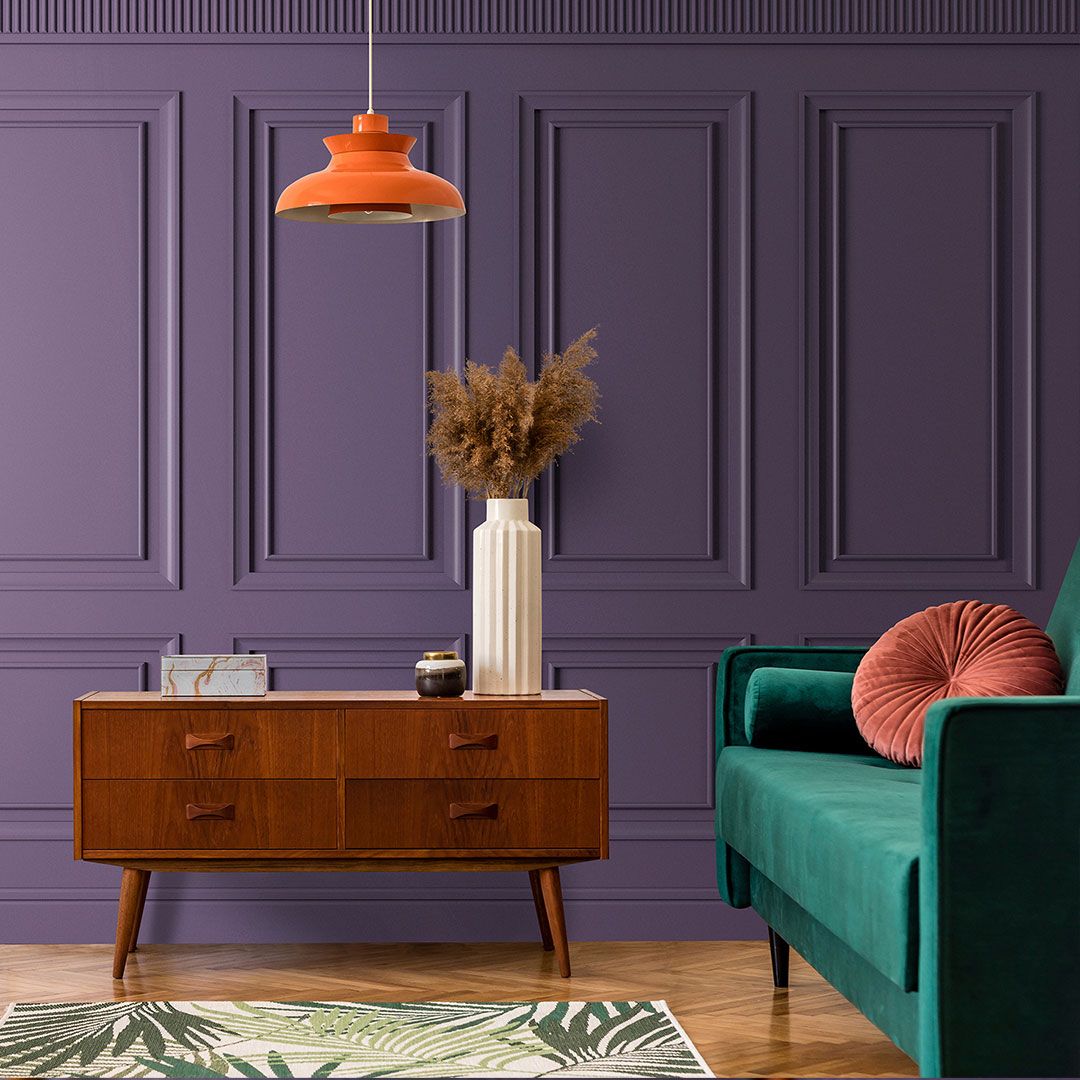 Purple photo wallpaper with wood panel motif in retro living room DD122720