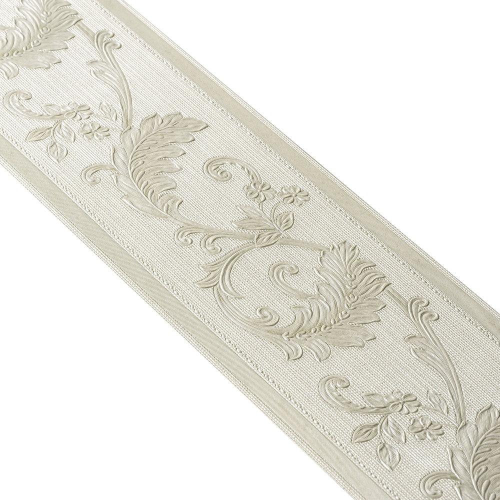             Wallpaper border with metallic vines in ornament style
        
