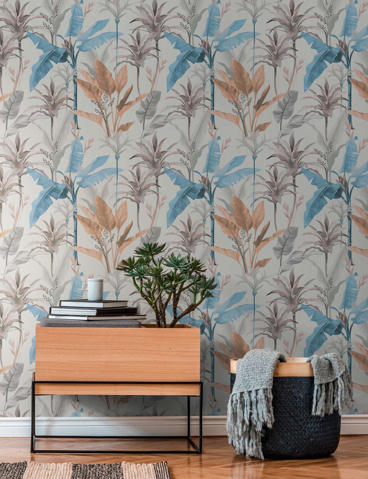             Detailed floral non-woven wallpaper with leaves pattern - blue, grey, cream
        