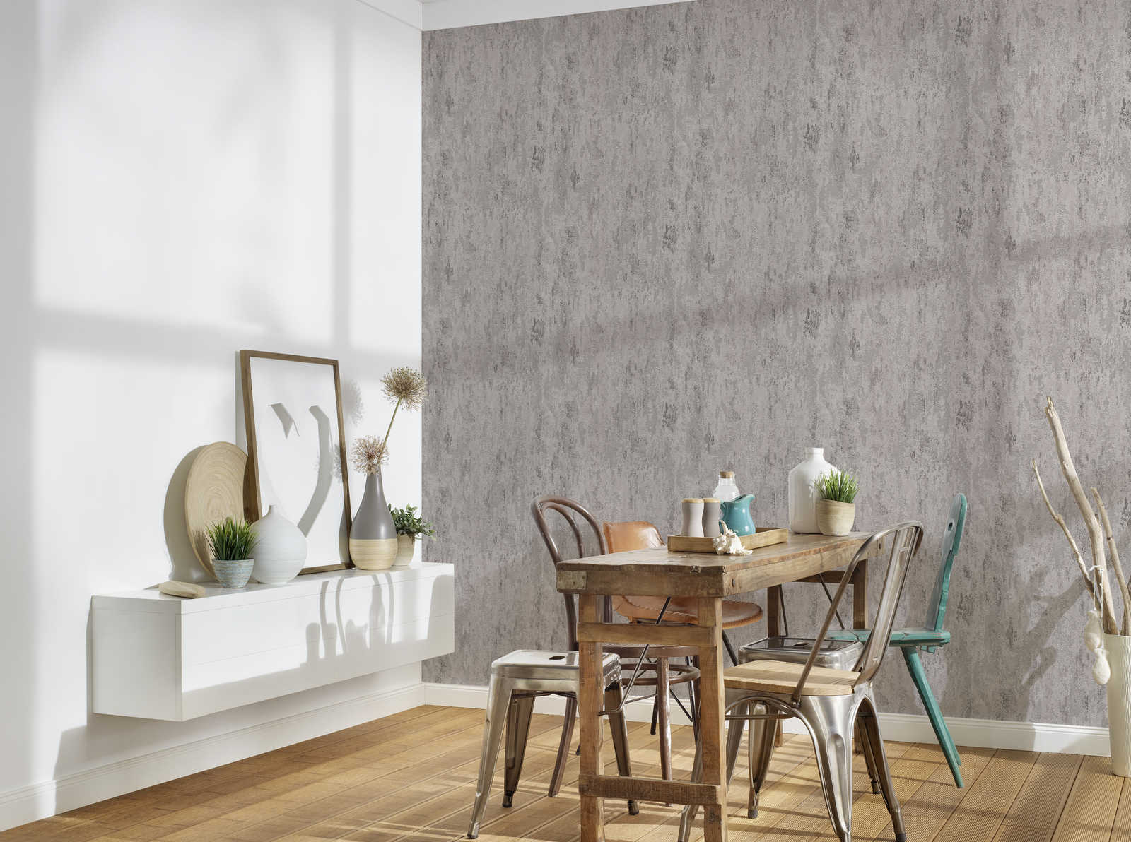             Rust non-woven wallpaper with textured pattern - grey, silver
        