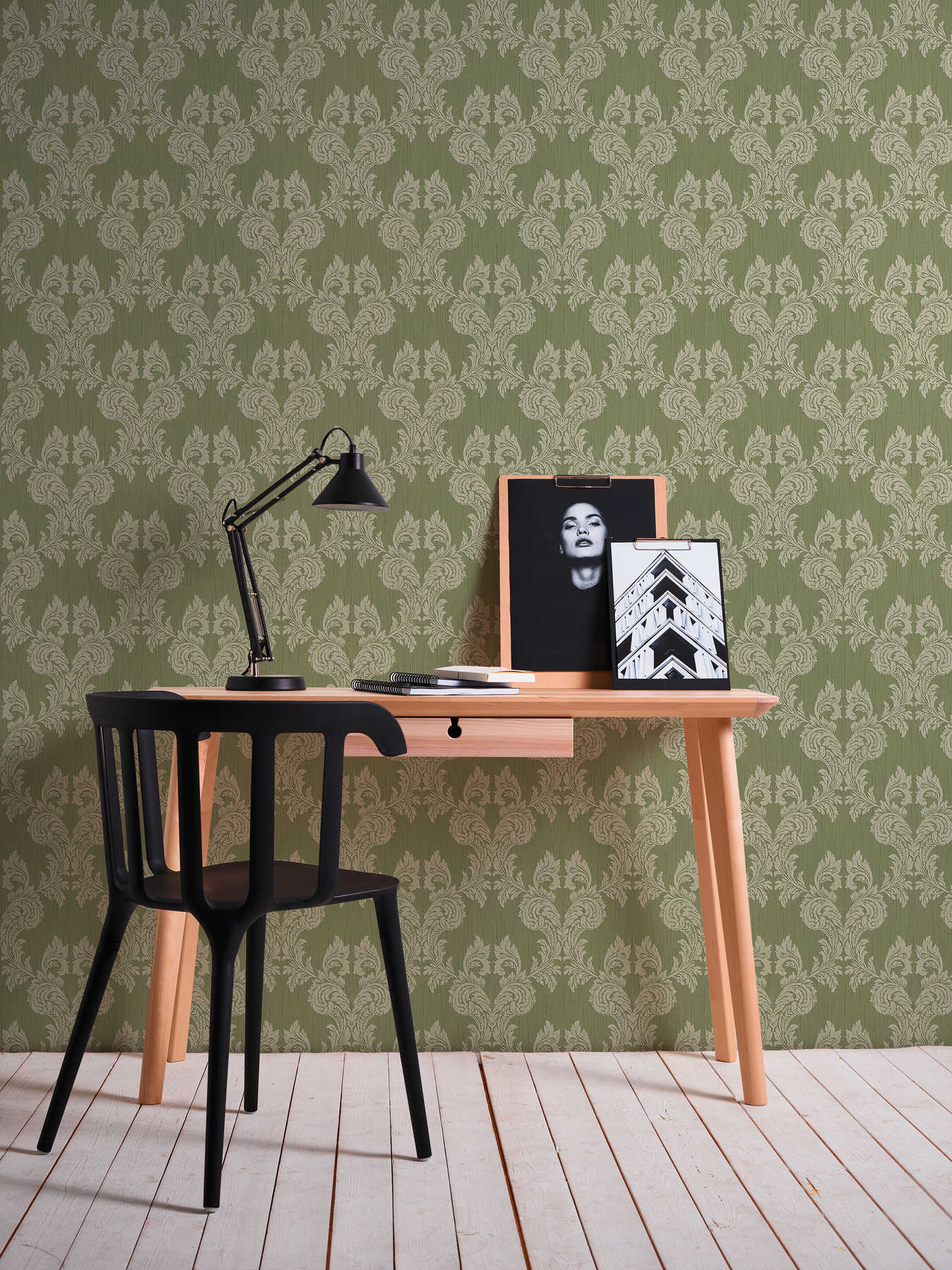             Ornamental wallpaper with floral pattern & texture effect - green
        