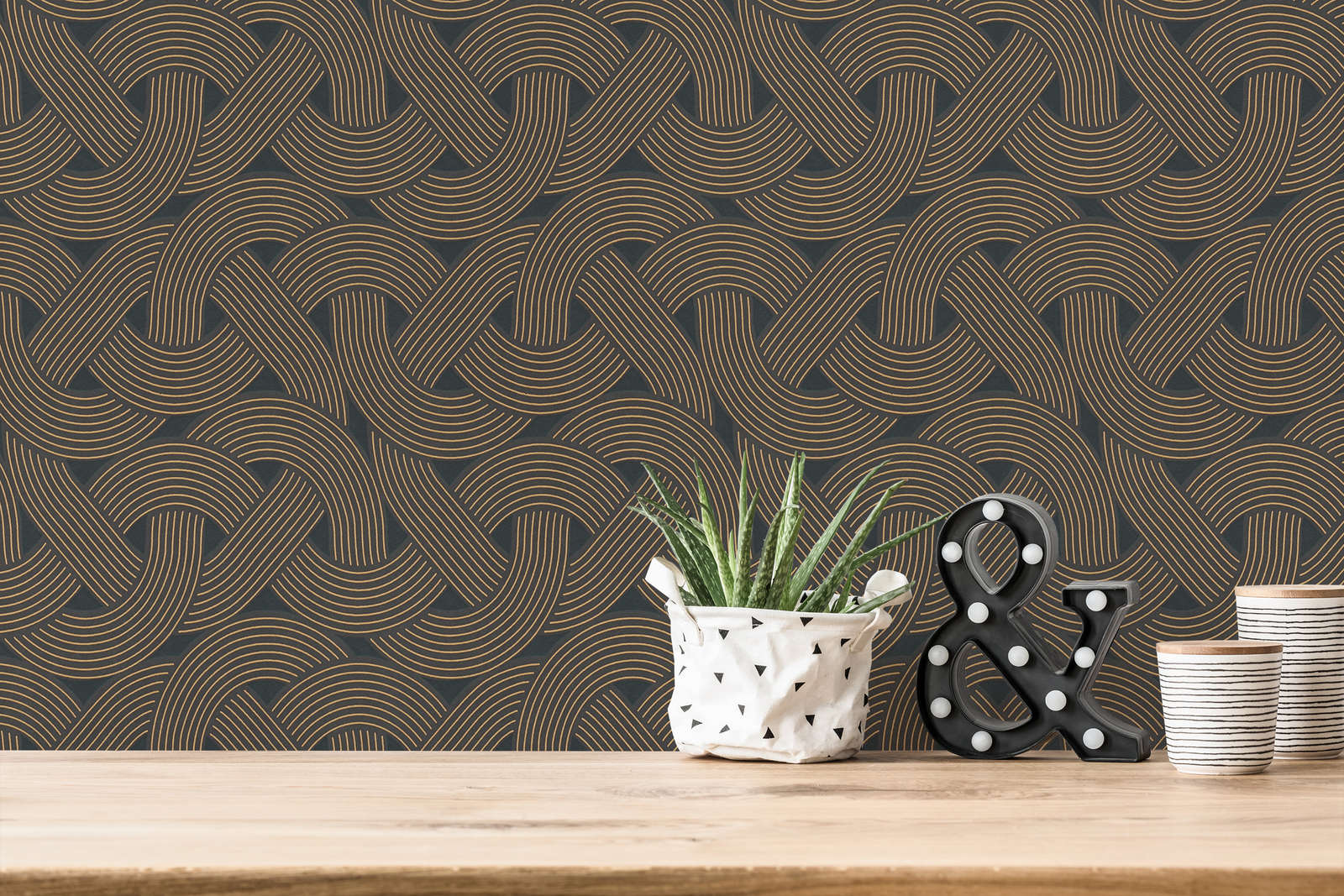             Non-woven wallpaper with line pattern in art deco style - black, gold
        