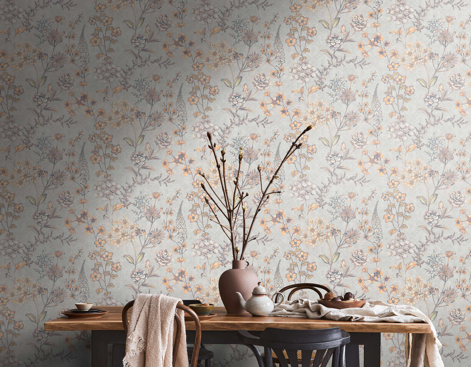             Non-woven wallpaper with floral vintage design - light grey, orange, yellow
        