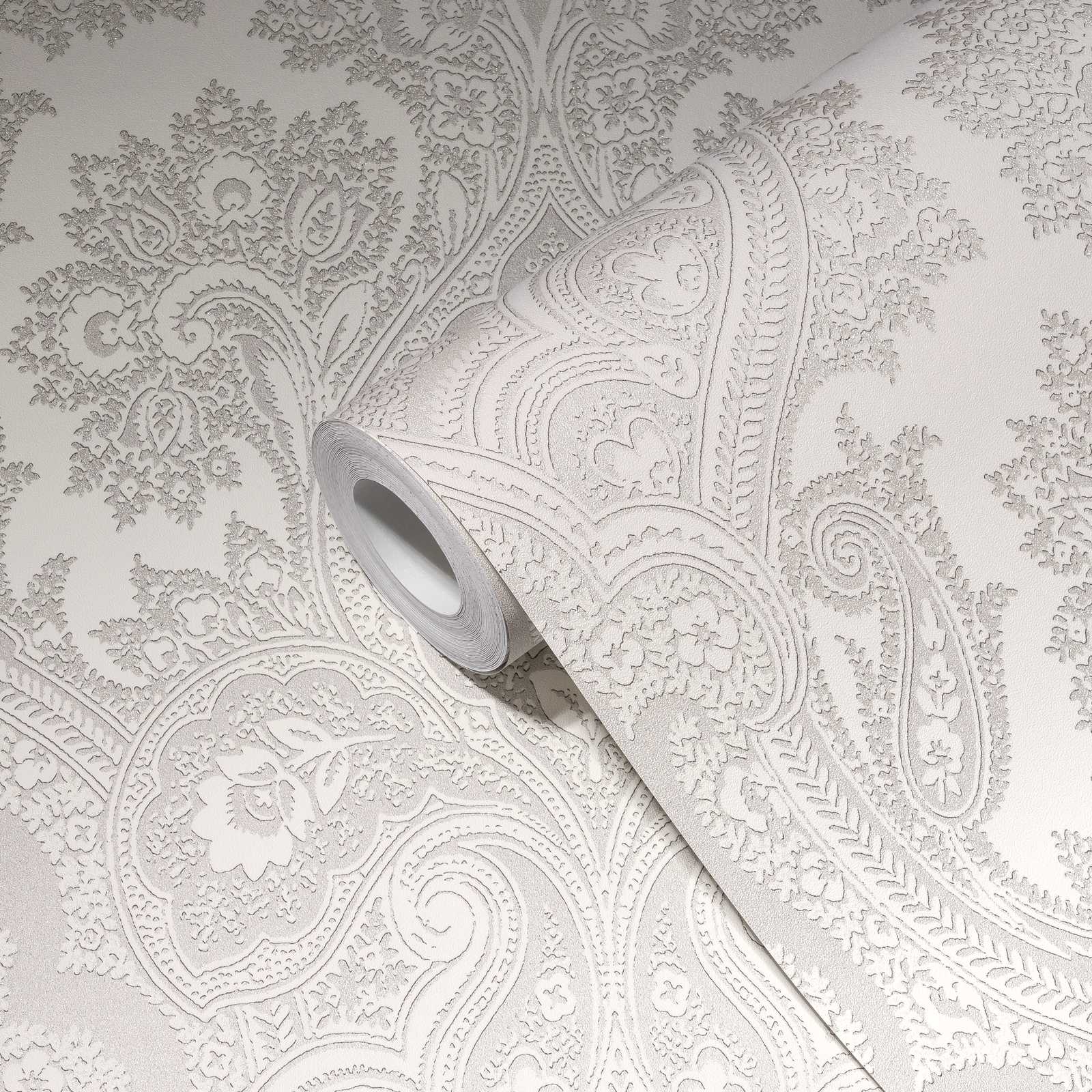             Silver grey wallpaper with ornamental pattern in boho look - Metallic, Grey
        
