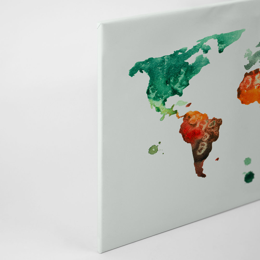             Mappa del mondo su tela acquerellata - 0,90 m x 0,60 m
        