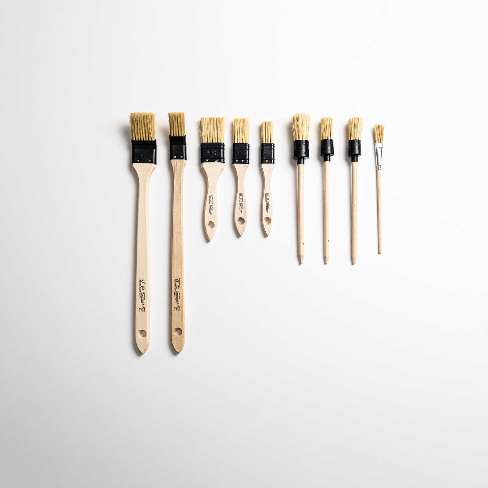 Brush set 10 pieces - high quality wooden handles with synthetic bristles
