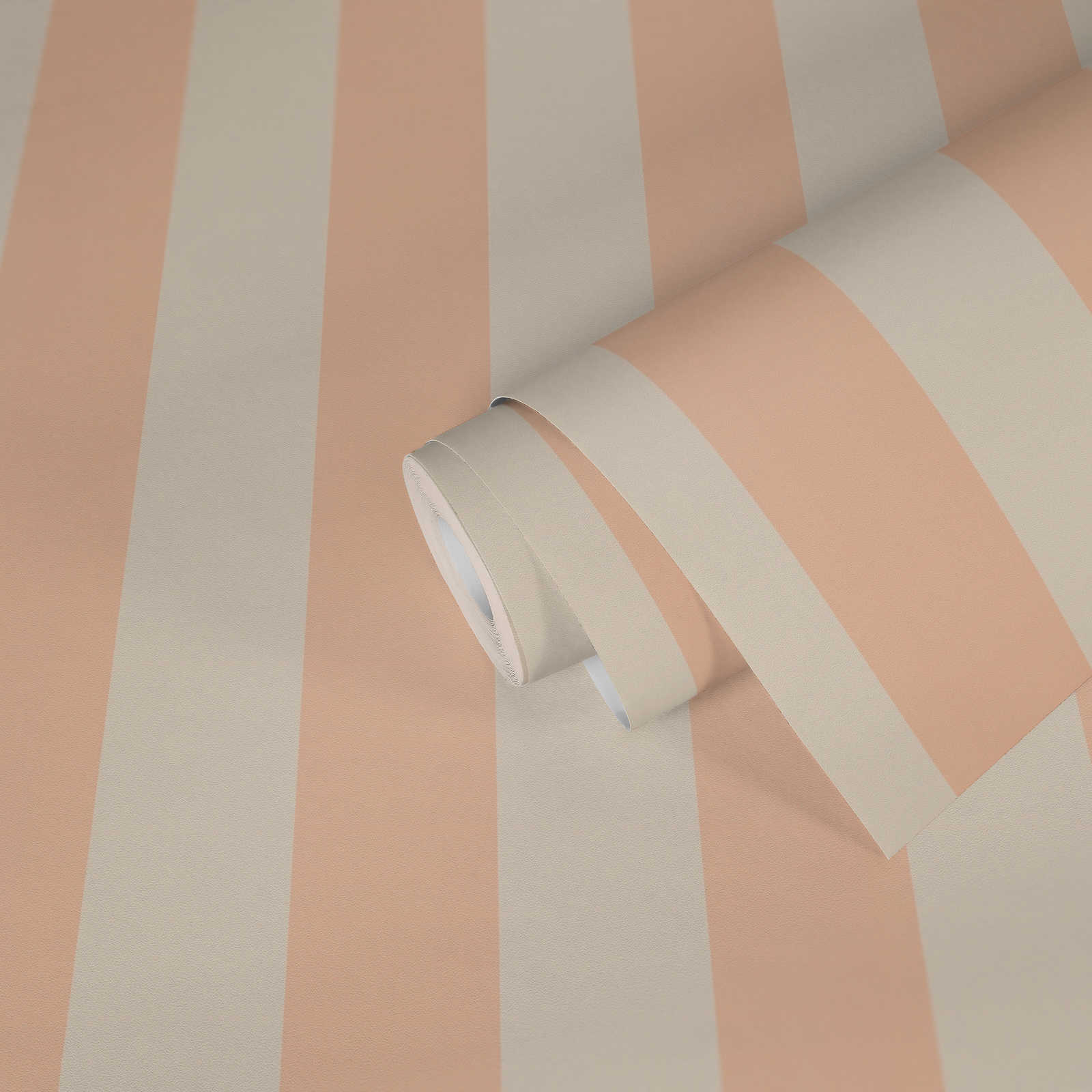             Carta da parati in tessuto non tessuto con strisce a blocchi in tonalità tenui - crema, rosa
        