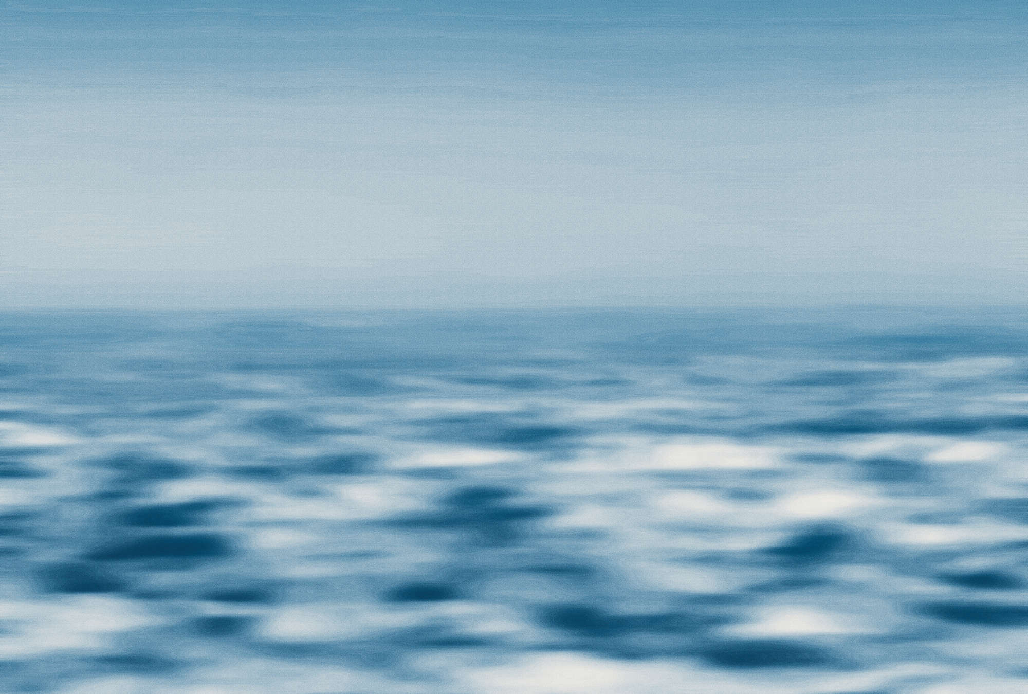             Mural abstracto con vista al mar, olas y cielo - azul, blanco
        