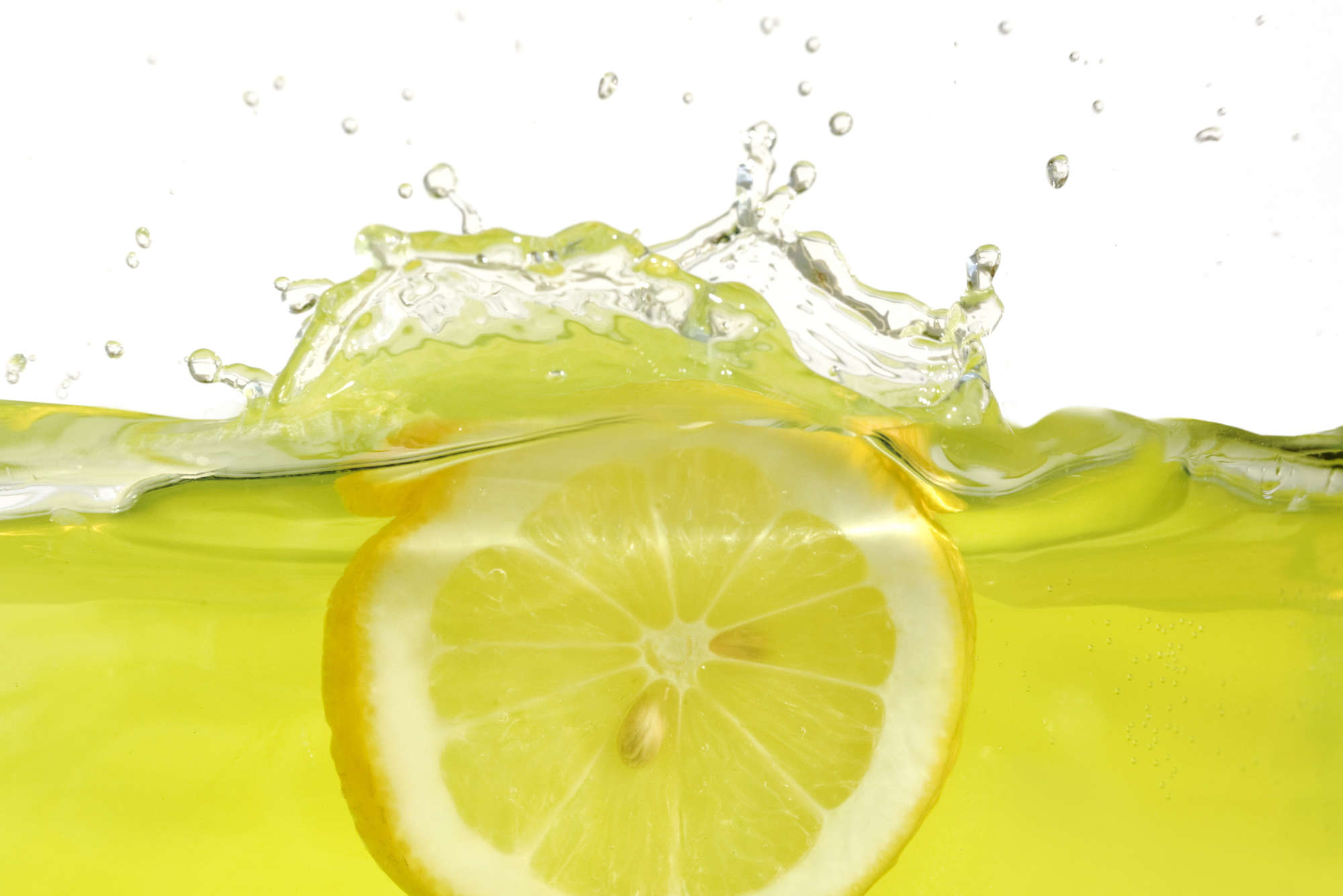             Lemon in the Water Wallpaper - Matt Smooth Non-woven
        