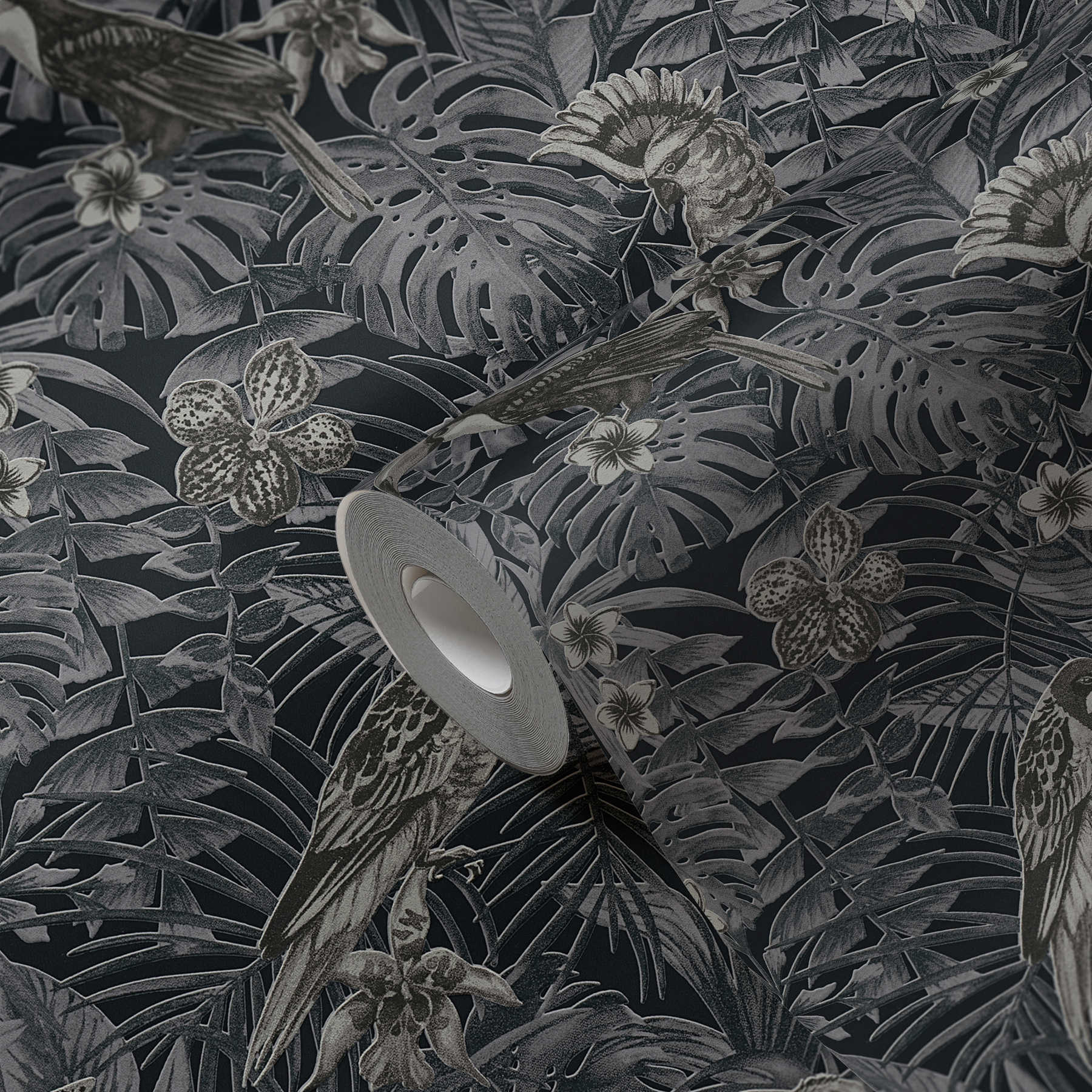             Papel pintado exótico pájaros, flores y hojas tropicales - gris, negro, crema
        