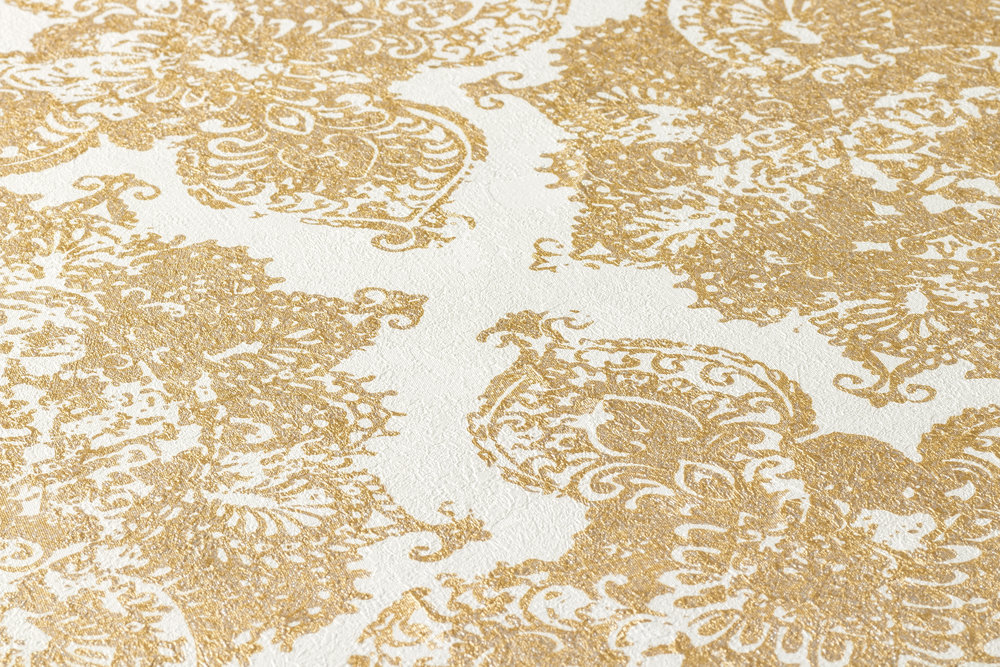             Papier peint style boho, ornement floral, aspect usé - or, blanc
        