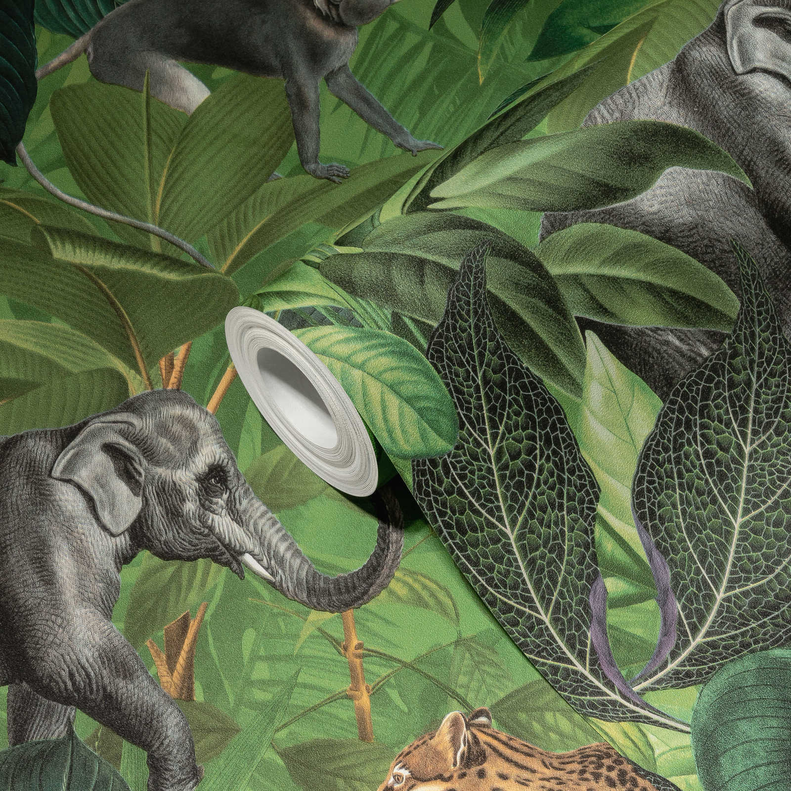             Papier peint jungle avec animaux, motif enfant - Vert
        