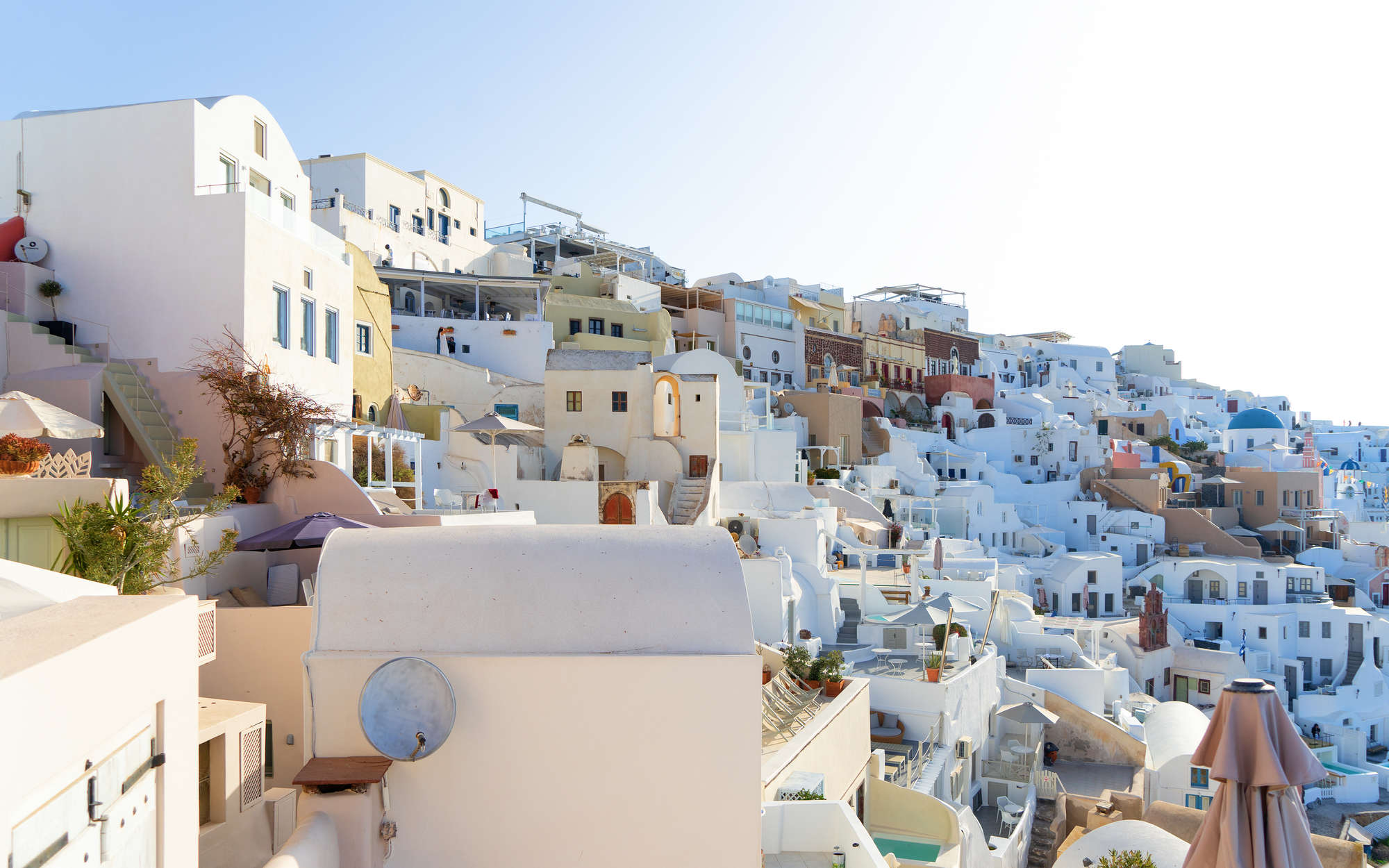             Photo wallpaper Santorini in the midday sun - mother-of-pearl smooth fleece
        