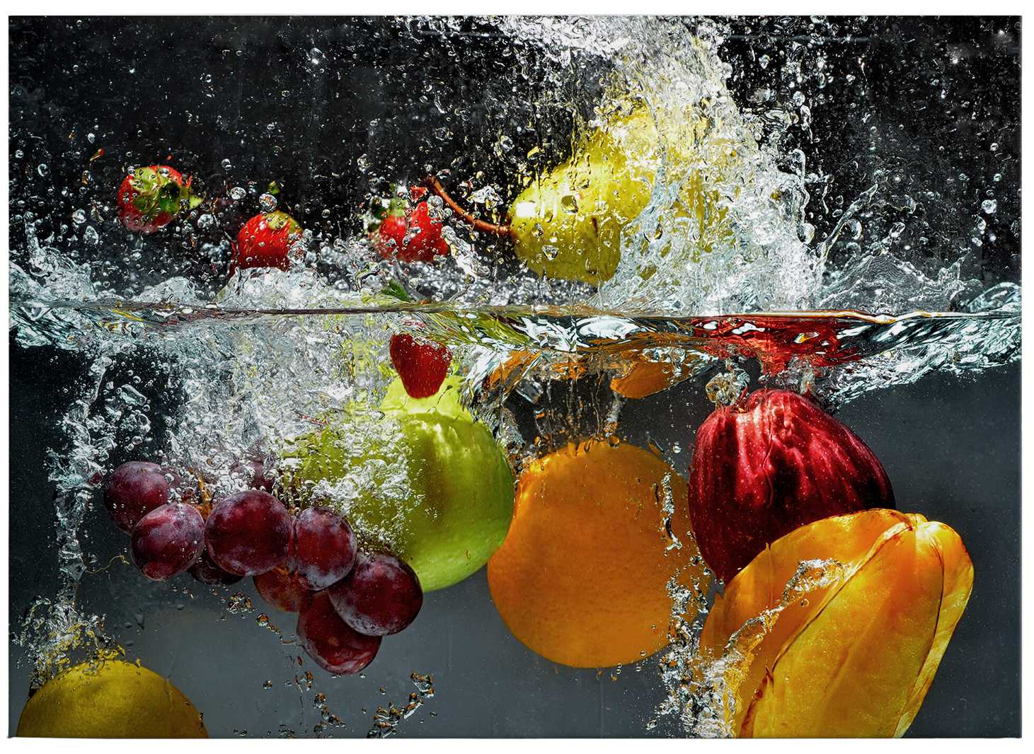             Canvas schilderij vers fruit in een waterbad - 0,70 m x 0,50 m
        